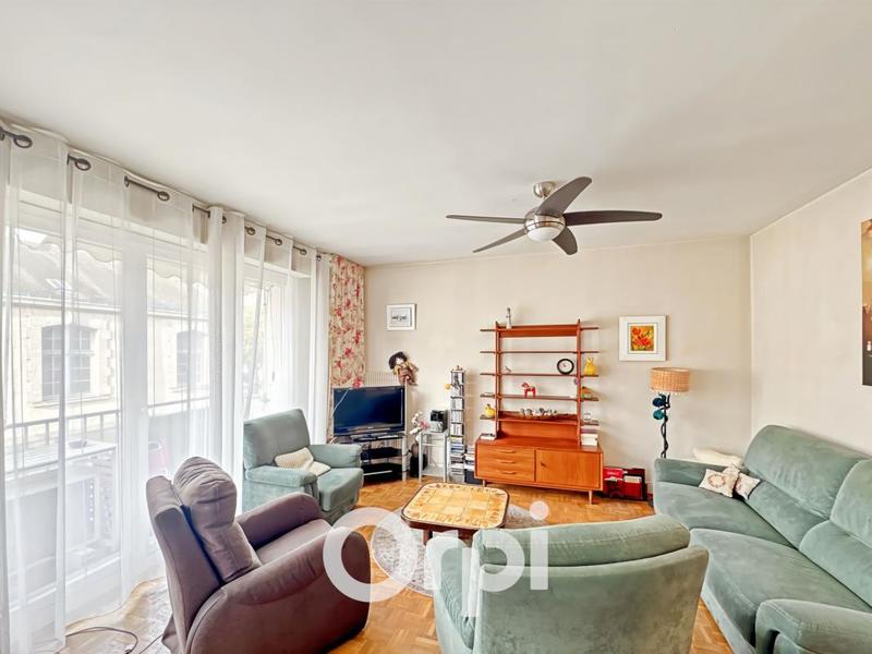 Appartement - 80 m² - 4 pièces