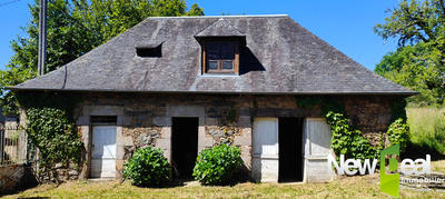 Demeure - 226 m² - 9 pièces