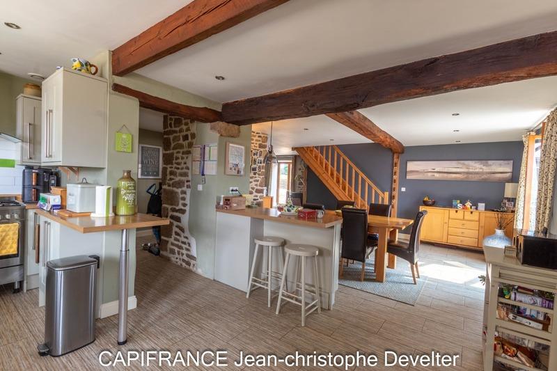 Maison en pierre - 133 m² - 6 pièces