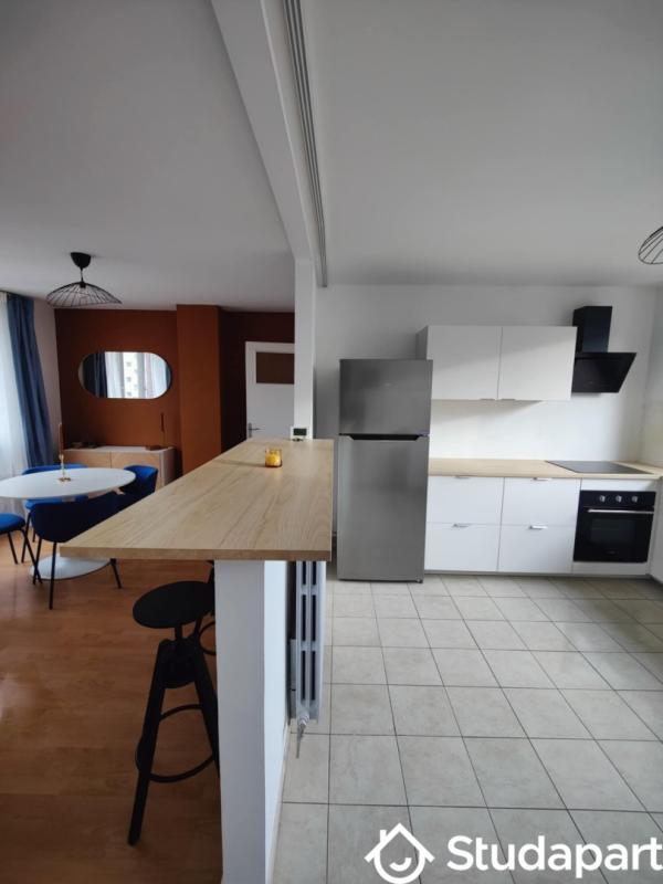 Chambre - 12 m² - 1 pièce