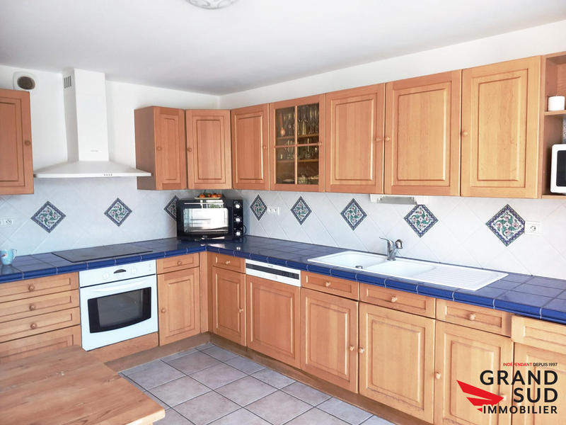 Maison - 200 m² - 7 pièces