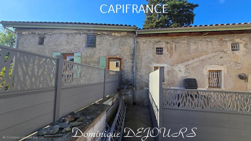 Maison - 105 m² - 5 pièces