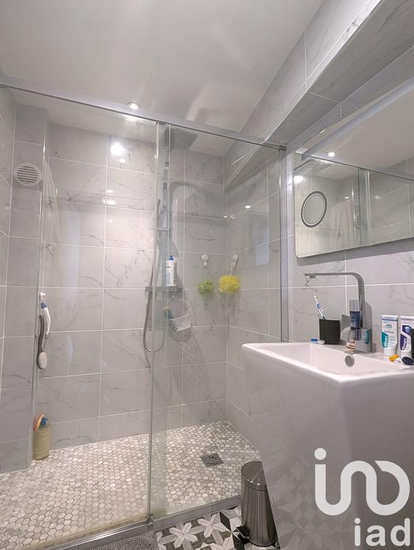 Appartement - 80 m² - 3 pièces