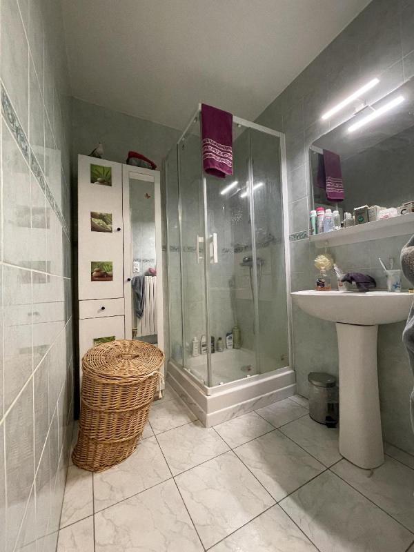 Maison - 94 m² - 5 pièces