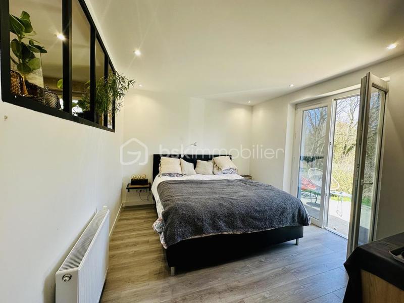 Maison - 196 m² - 7 pièces