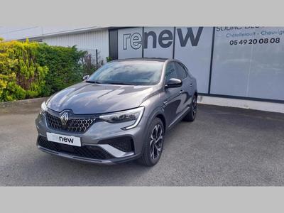 Renault Arkana E-Tech 145 - 23 Techno