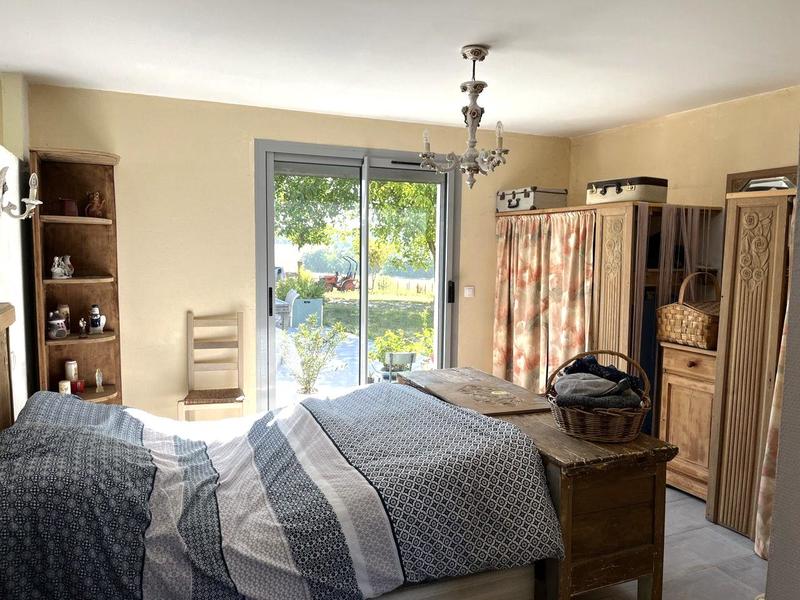 Maison ancienne - 266 m² - 8 pièces