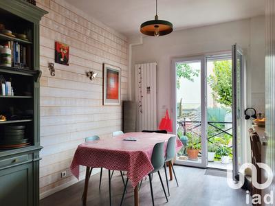 Maison - 94 m² - 5 pièces