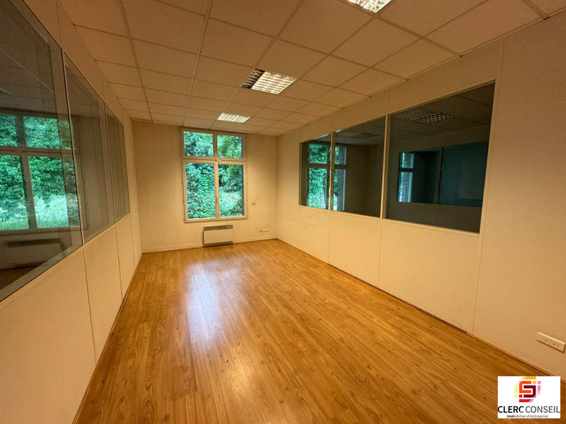 Local d'activités - 435 m²