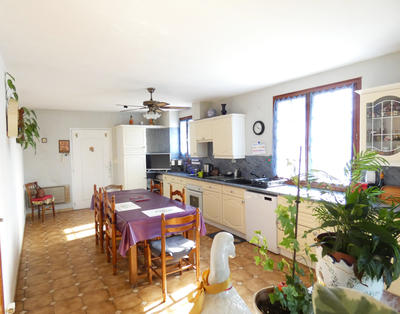 Maison - 135 m² - 6 pièces