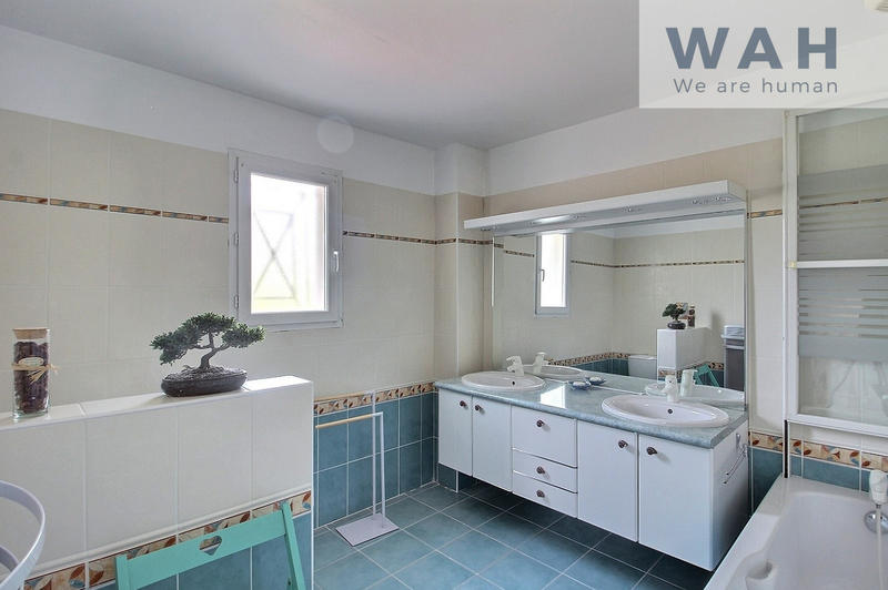 Maison - 155 m² - 4 pièces