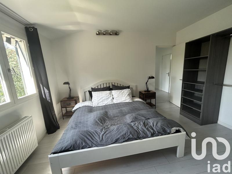 Maison - 250 m² - 8 pièces