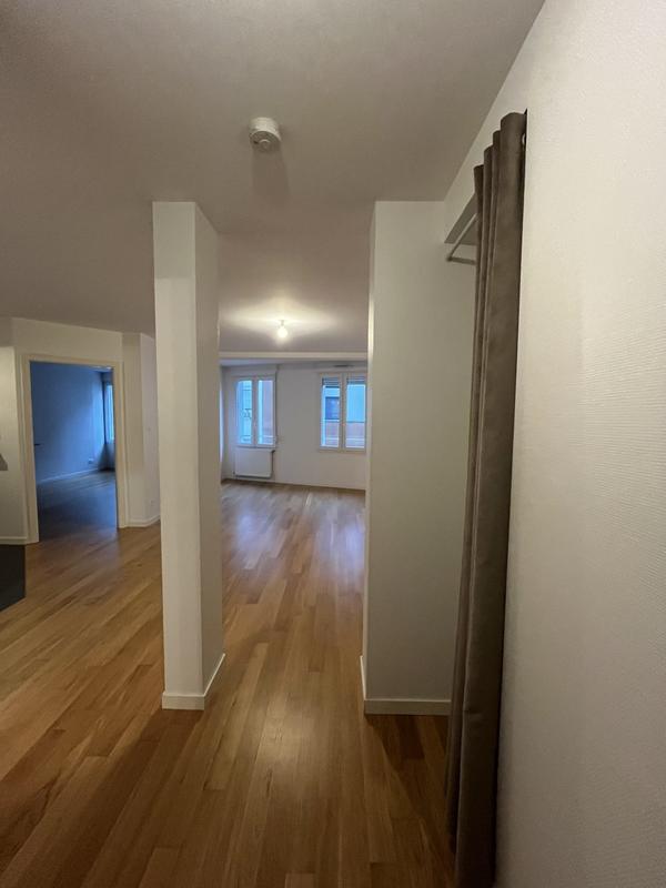 Appartement - 65 m² - 3 pièces