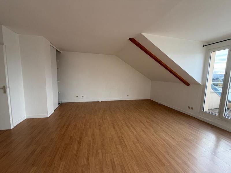 Appartement - 57 m² - 1 pièce