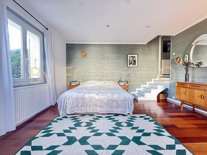 Maison - 135 m² - 7 pièces