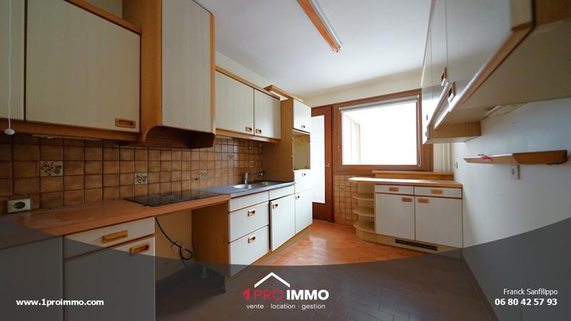 Appartement - 102 m² - 5 pièces