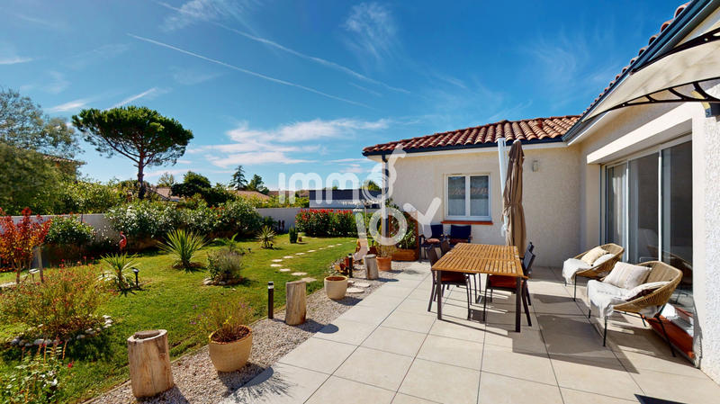 Maison - 136 m² - 6 pièces