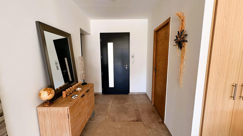 Appartement - 156 m² - 5 pièces