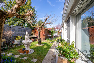 Maison - 197 m² - 7 pièces