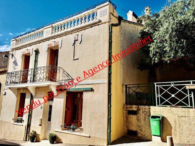 Maison bourgeoise - 180 m² - 5 pièces