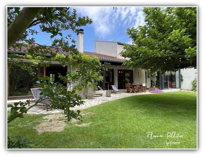 Maison - 213 m² - 8 pièces