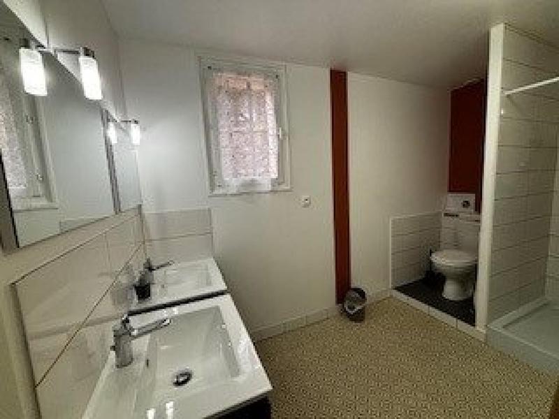 Maison - 215 m² - 6 pièces