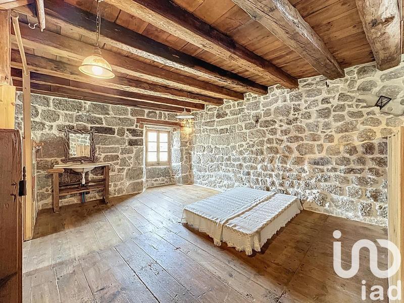 Maison de village - 210 m² - 5 pièces