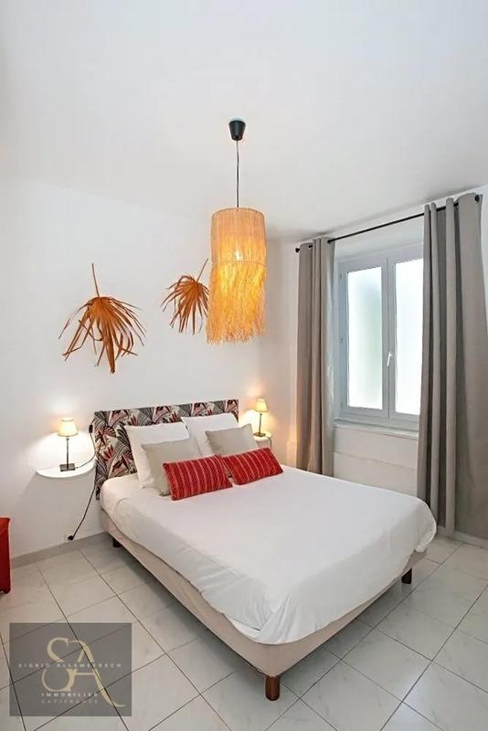 Propriété - 249 m² - 10 pièces