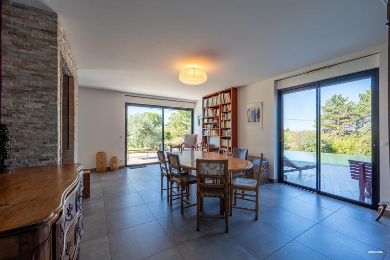 Villa - 283 m² - 7 pièces