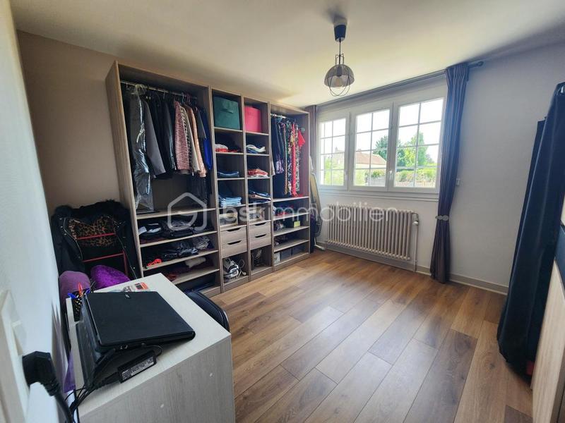 Maison traditionnelle - 138 m² - 6 pièces