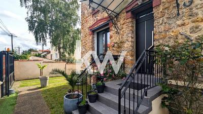 Maison - 251 m² - 9 pièces