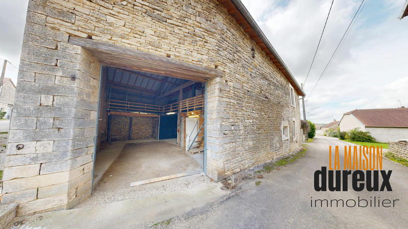 Maison ancienne - 144 m² - 3 pièces