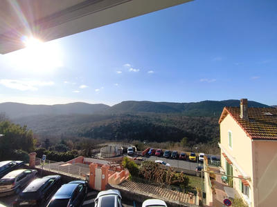 Appartement - 112 m² - 4 pièces