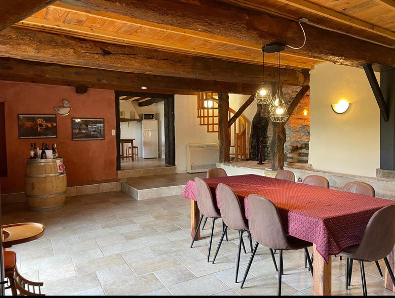 Maison - 320 m² - 9 pièces