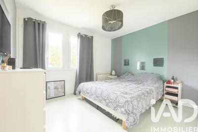 Maison - 81 m² - 4 pièces
