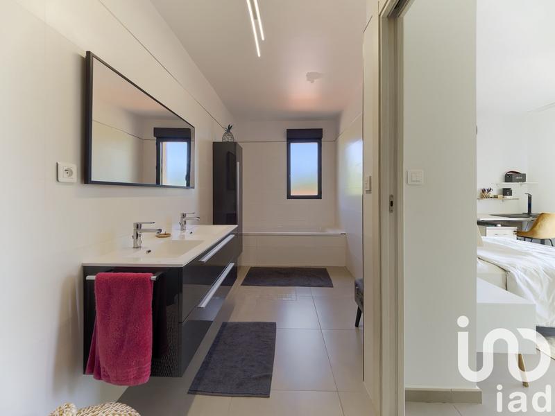 Maison de maîtres - 280 m² - 8 pièces