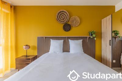 Chambre - 15 m² - 1 pièce