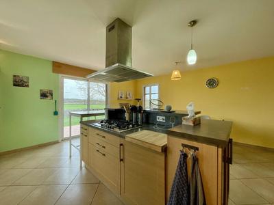 Maison traditionnelle - 160 m² - 5 pièces