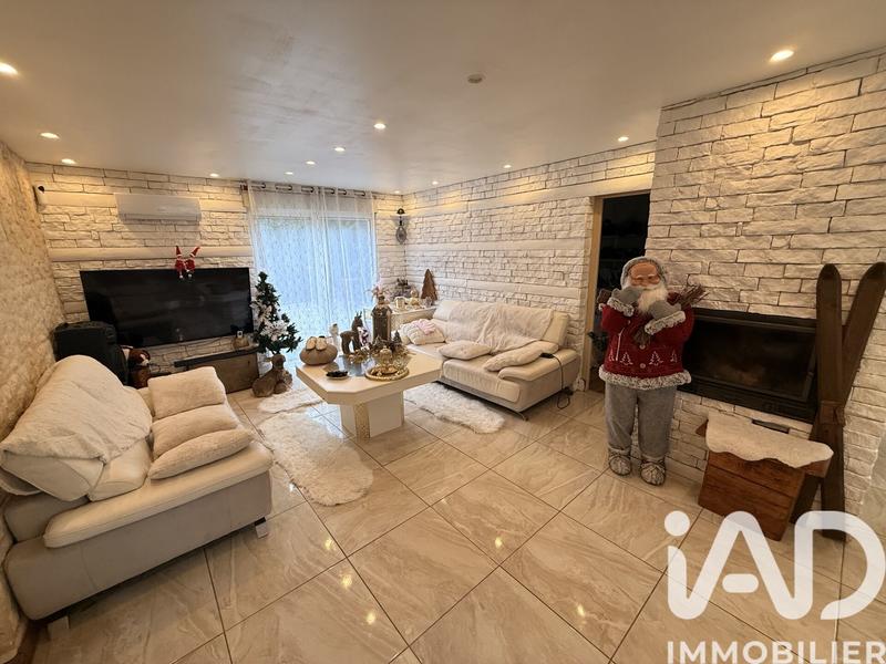 Maison - 96 m² - 4 pièces