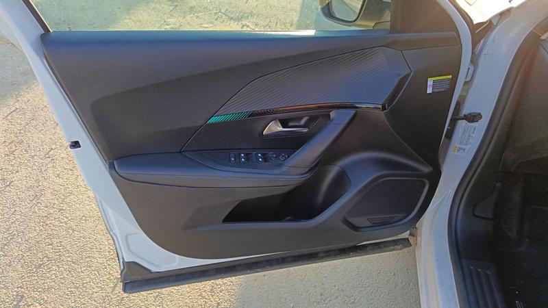 Peugeot 2008 II 1.5 BlueHDi 130 Eat8 Allure Business - Automatique