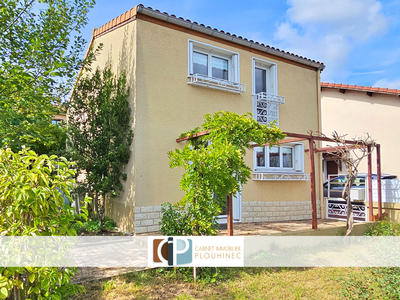 Maison - 92 m² - 5 pièces