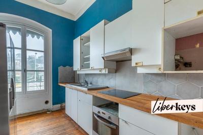 Immeuble - 330 m² - 10 pièces