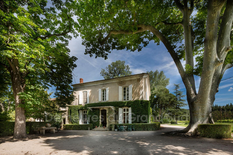 Maison de maîtres - 350 m² - 16 pièces