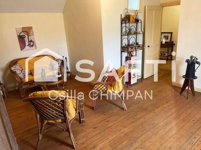 Local commercial - 255 m² - 8 pièces