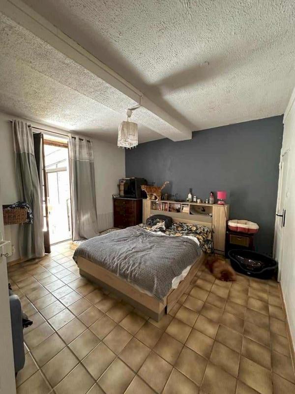 Maison de village - 180 m² - 9 pièces