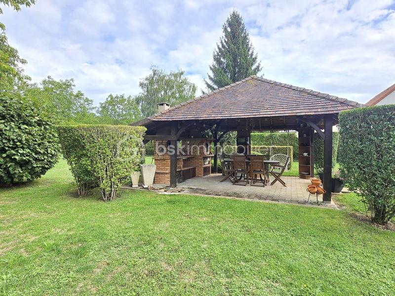 Pavillon - 176 m² - 6 pièces