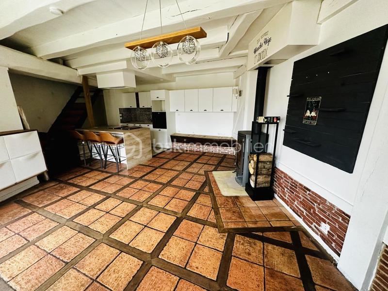 Maison - 90 m² - 3 pièces