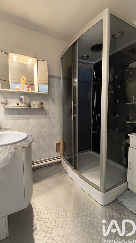 Appartement - 81 m² - 3 pièces