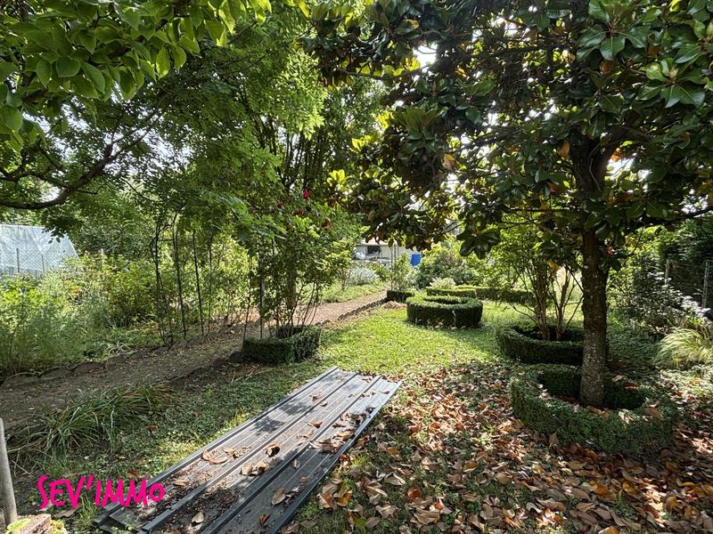 Maison - 168 m² - 7 pièces