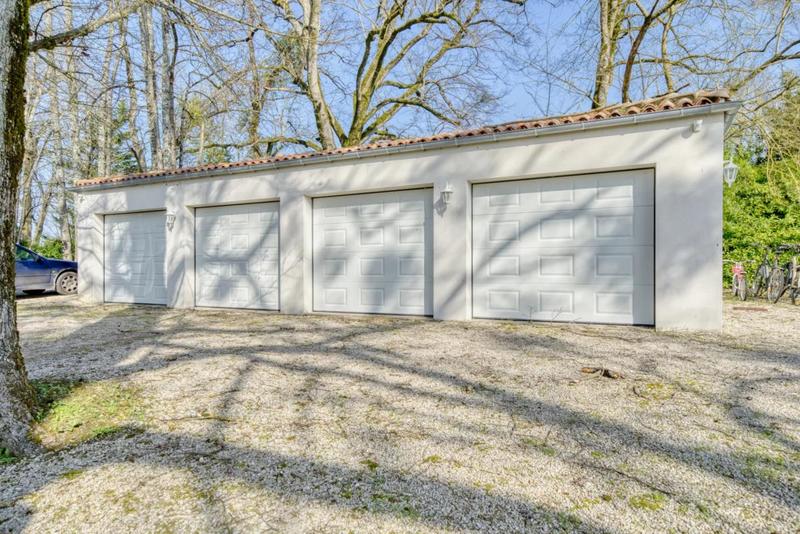 Maison - 507 m² - 20 pièces
